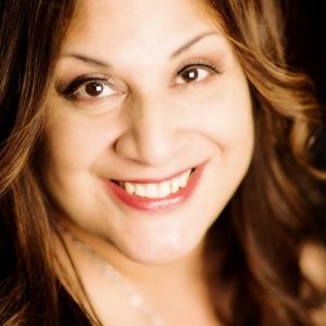 Meet your Posher, Dana